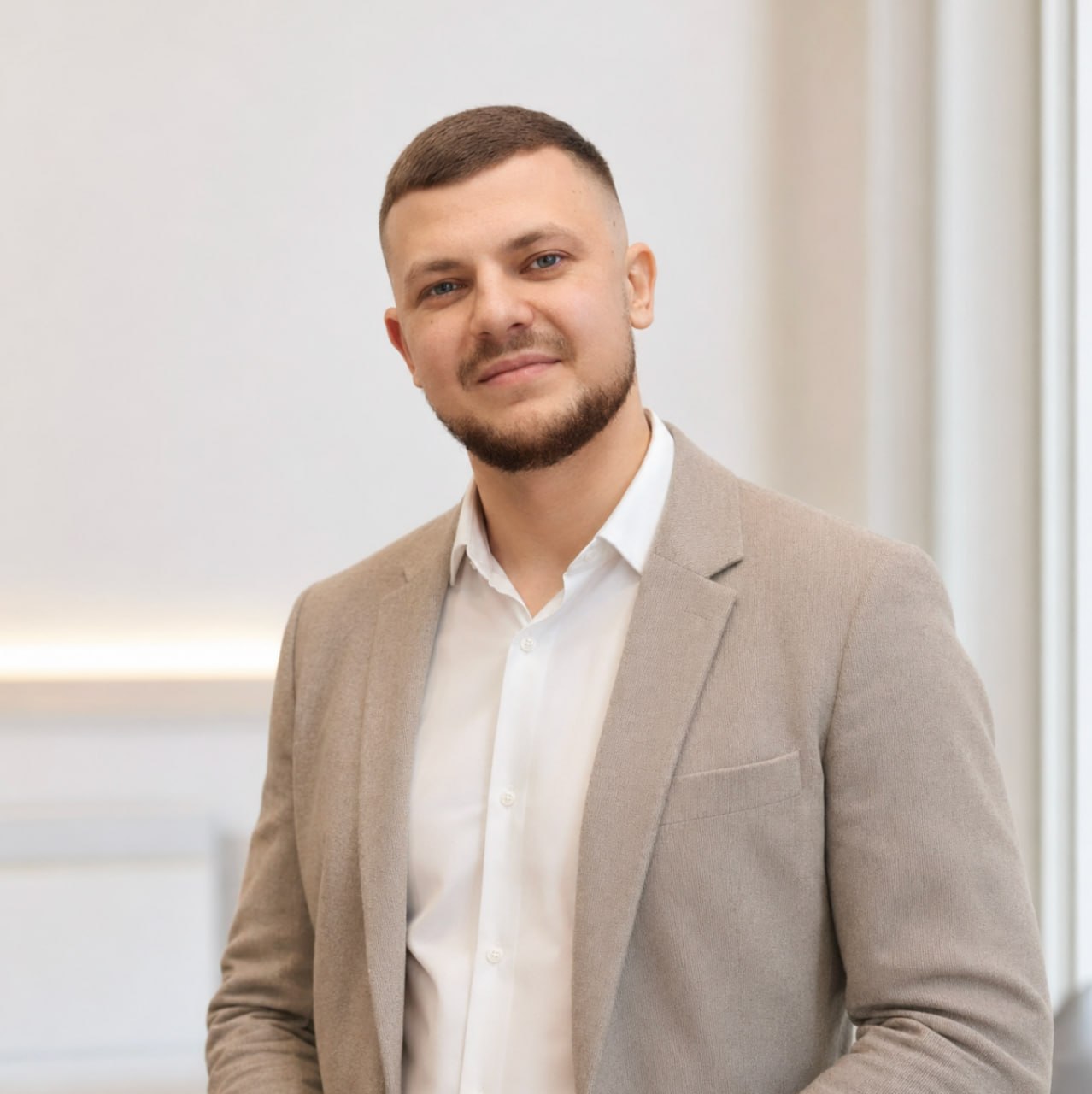 Дмитрий Михалёв, менеджер по подбору программ обучения